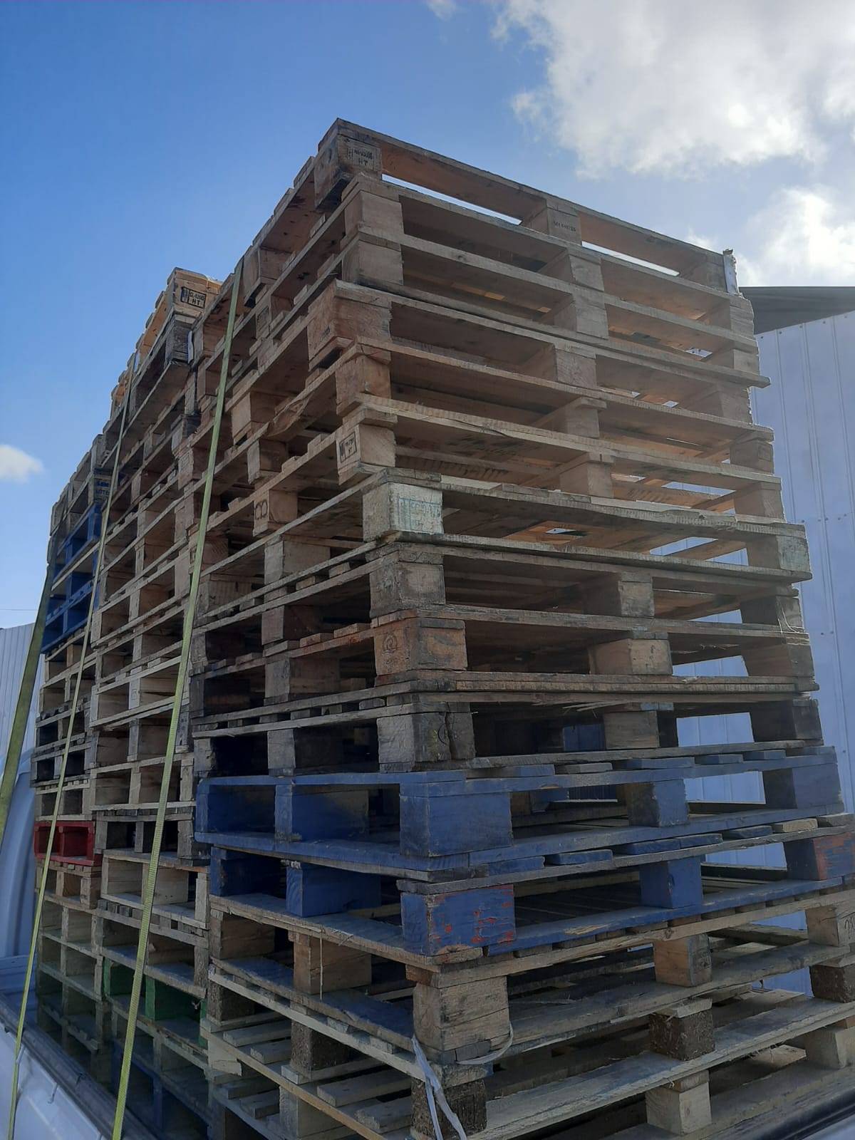 Parihuela de Madera Reforzada de 4 Entradas