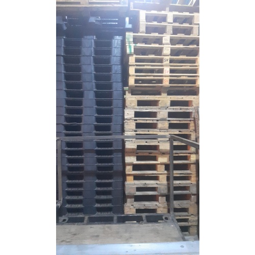 Lote de Pallets de Madera y Plástico - Uso Industrial